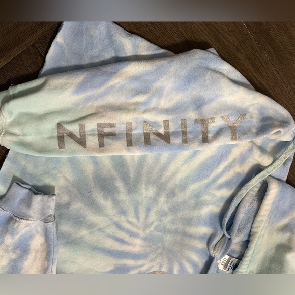 Nfinity Cheer Cropped Hooded Drawstring Sweatshirt - Picture 2 of 4